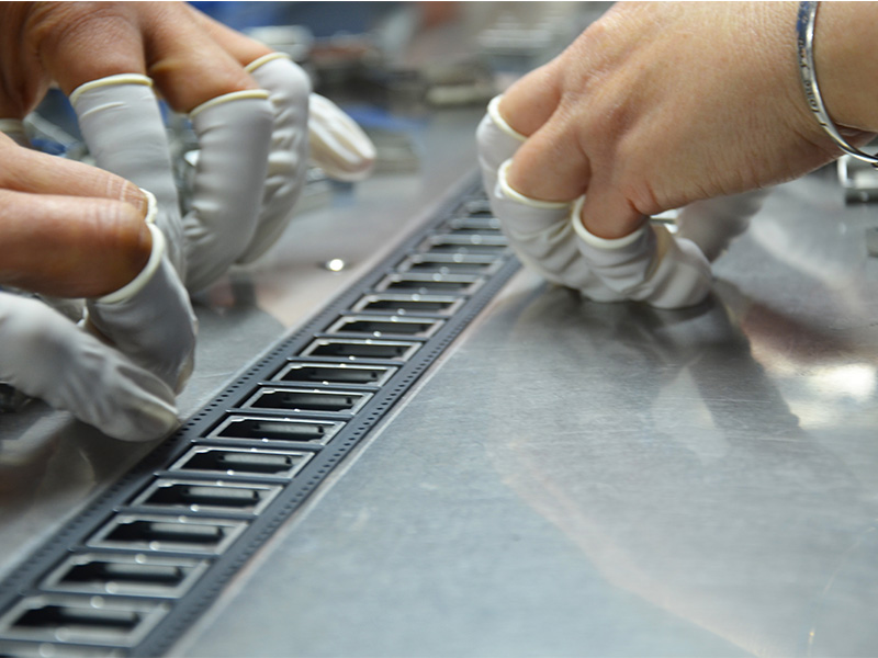 Three problems in the development of metal stamping parts